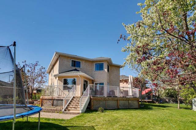 343 Mt Sparrowhawk Place Se, House detached with 3 bedrooms, 3 bathrooms and 4 parking in Calgary AB | Image 27