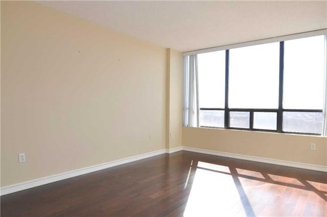 1512 - 7460 Bathurst St, Condo with 2 bedrooms, 2 bathrooms and 1 parking in Vaughan ON | Image 10