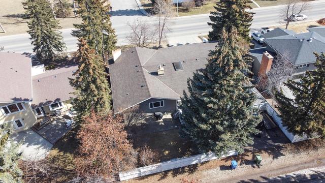 423 Lake Bonavista Drive Se, House detached with 3 bedrooms, 3 bathrooms and 6 parking in Calgary AB | Image 12