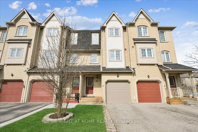 35 - 7284 Bellshire Gate, Townhouse with 3 bedrooms, 2 bathrooms and 2 parking in Mississauga ON | Image 1
