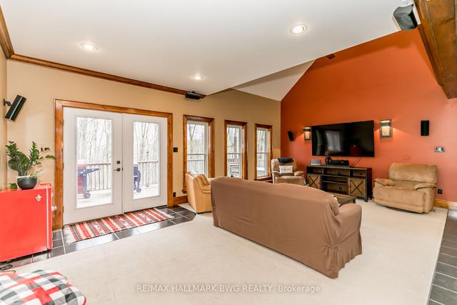 86 Huronwoods Dr, House detached with 3 bedrooms, 3 bathrooms and 20 parking in Oro Medonte ON | Image 4