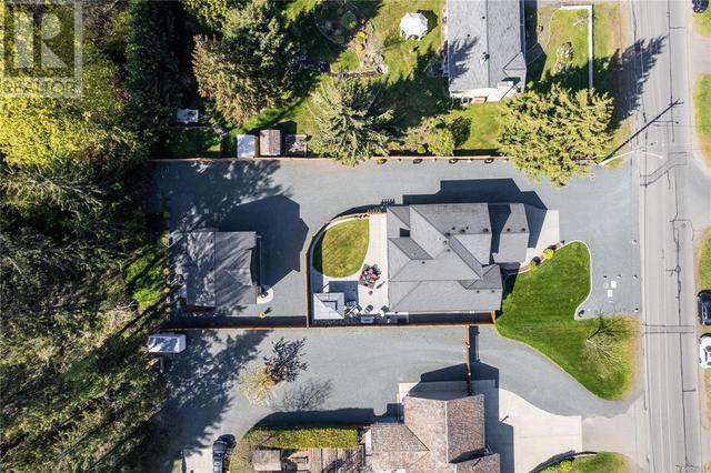 423 Craig St, House detached with 5 bedrooms, 4 bathrooms and 12 parking in Parksville BC | Image 60