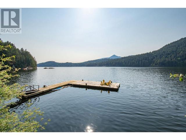 lot 1&2 West Bay Landing, House detached with 2 bedrooms, 2 bathrooms and null parking in Sunshine Coast F BC | Image 13