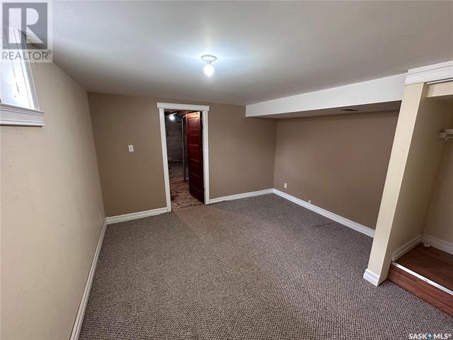 250 6th Avenue Ne, House detached with 2 bedrooms, 1 bathrooms and null parking in Swift Current SK | Image 13