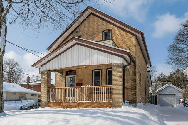 155 Lancaster St W, House detached with 3 bedrooms, 2 bathrooms and 3 parking in Kitchener ON | Image 12