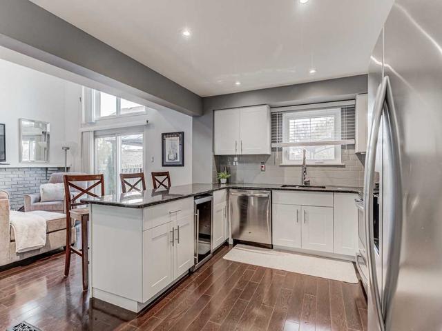 1843 Cricket Lane, House detached with 3 bedrooms, 3 bathrooms and 4 parking in Pickering ON | Image 3