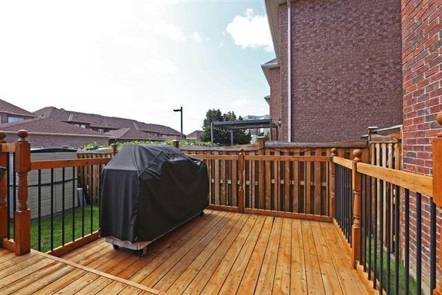 63 Castan Ave, House detached with 4 bedrooms, 4 bathrooms and 4 parking in Markham ON | Image 24
