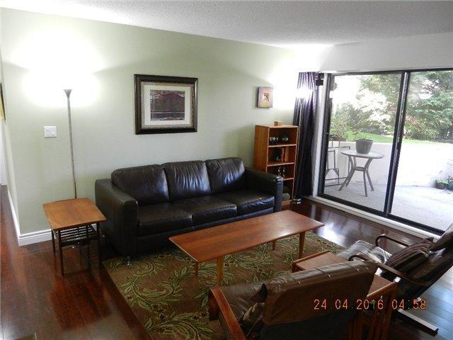 110 - 1012 Collinson St, Condo with 2 bedrooms, 2 bathrooms and 1 parking in Victoria BC | Image 7