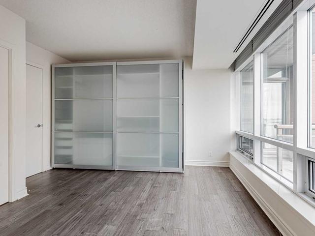 801w - 500 Queens Quay W, Condo with 3 bedrooms, 3 bathrooms and 2 parking in Toronto ON | Image 16