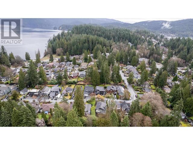 1943 Panorama Drive, House detached with 2 bedrooms, 1 bathrooms and 2 parking in North Vancouver BC | Image 31
