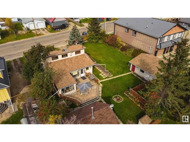 5035 50 Av, House detached with 2 bedrooms, 1 bathrooms and 8 parking in Alberta Beach AB | Image 60