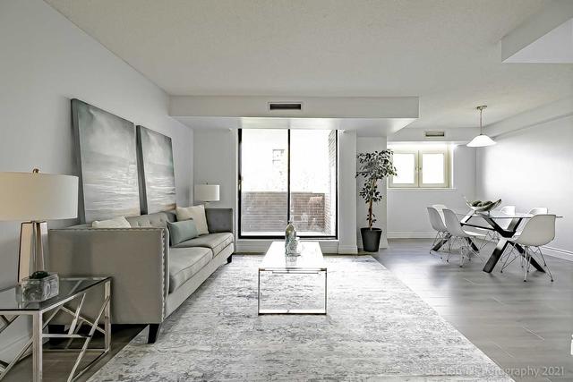 801 - 40 Chichester Pl, Condo with 2 bedrooms, 2 bathrooms and 1 parking in Toronto ON | Image 17