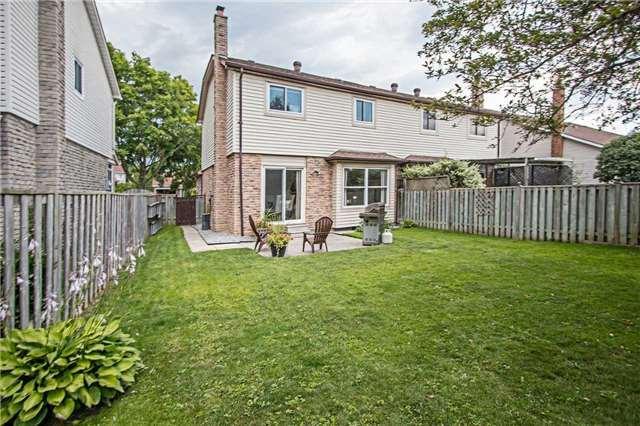 21 Mcgillivary Crt, House semidetached with 4 bedrooms, 3 bathrooms and 2 parking in Whitby ON | Image 9