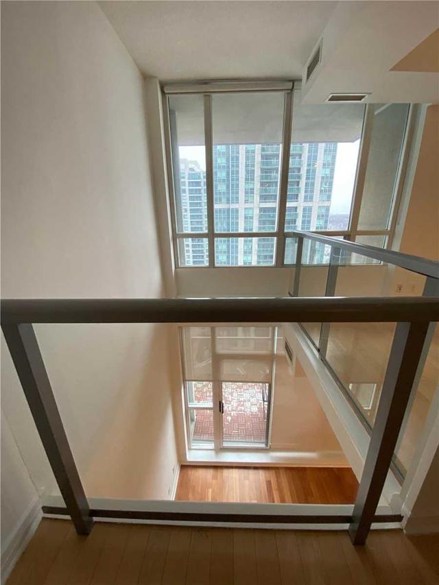 909 - 1 Avondale Ave, Condo with 1 bedrooms, 2 bathrooms and 1 parking in Toronto ON | Image 27