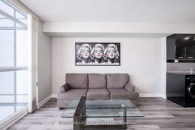 1816 - 19 Singer Crt, Condo with 1 bedrooms, 1 bathrooms and 1 parking in Toronto ON | Image 21