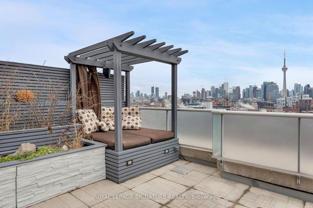 lph18 - 1 Shaw St, Condo with 2 bedrooms, 2 bathrooms and 1 parking in Toronto ON | Image 11