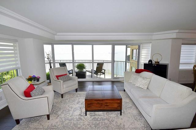 604 - 2190 Lakeshore Rd, Condo with 2 bedrooms, 2 bathrooms and 2 parking in Burlington ON | Image 2