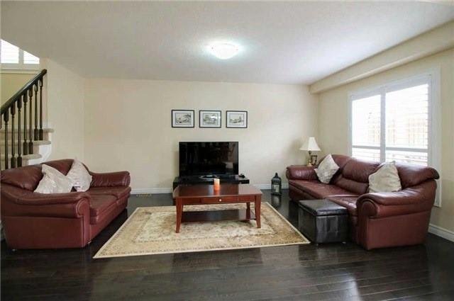 Unit 2 - 90 Alderson Dr, Condo with 3 bedrooms, 3 bathrooms and 2 parking in Cambridge ON | Image 4