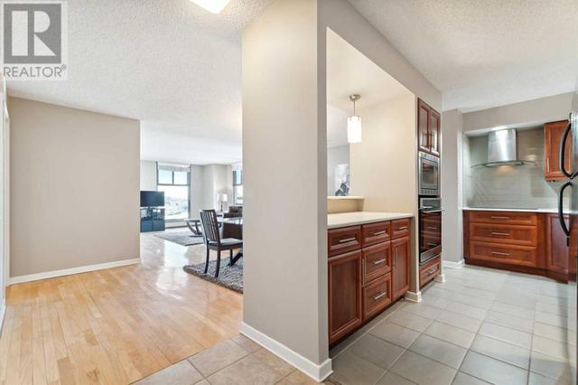 1005, - 1100 8 Avenue Sw, Condo with 1 bedrooms, 1 bathrooms and 1 parking in Calgary AB | Image 4