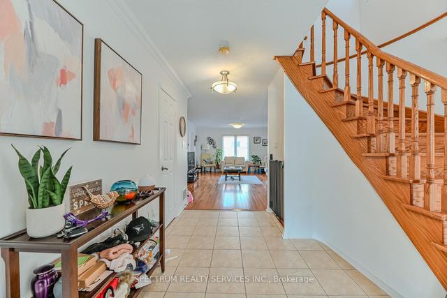 269 Fasken Crt, House semidetached with 4 bedrooms, 4 bathrooms and 3 parking in Milton ON | Image 34