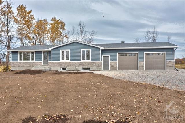 3 Morningside Drive, House detached with 3 bedrooms, 2 bathrooms and 6 parking in Rideau Lakes ON | Image 5