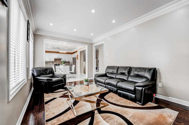 80 Amethyst Circ, House detached with 4 bedrooms, 4 bathrooms and 4 parking in Brampton ON | Image 9