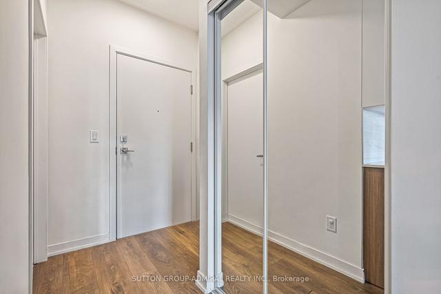 201 - 130 Canon Jackson Dr, Condo with 2 bedrooms, 2 bathrooms and 1 parking in Toronto ON | Image 10