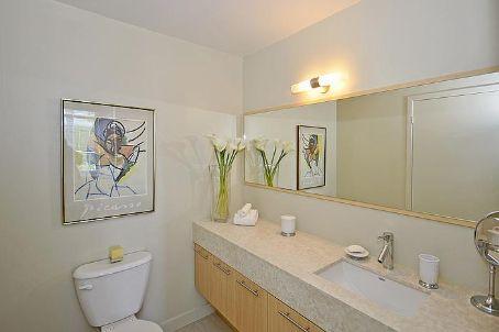 1001 - 21 Nelson St, Condo with 1 bedrooms, 1 bathrooms and 1 parking in Toronto ON | Image 6