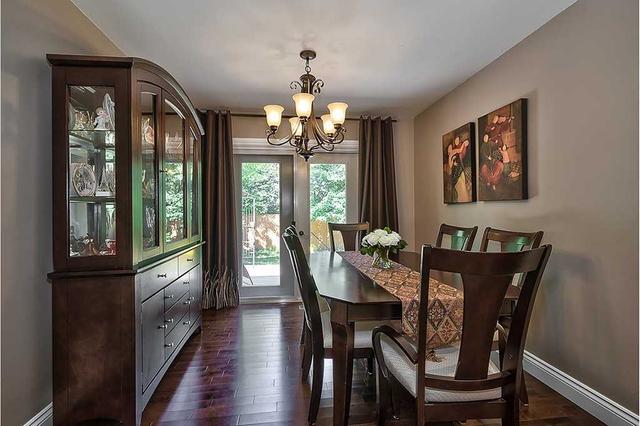 1335 Avon Cres, House detached with 2 bedrooms, 2 bathrooms and 6 parking in Oakville ON | Image 6