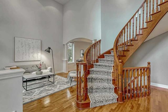 5401 Duchess Crt, House detached with 4 bedrooms, 4 bathrooms and 5 parking in Burlington ON | Image 34