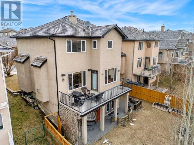 32 Royal Road Nw, House detached with 3 bedrooms, 3 bathrooms and 4 parking in Calgary AB | Image 4