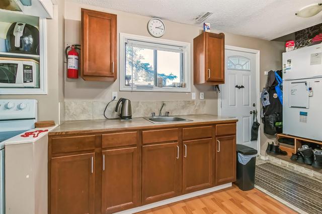 1601a 42 Street Sw, House detached with 4 bedrooms, 2 bathrooms and null parking in Calgary AB | Image 34