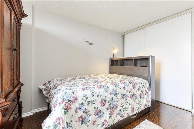 1002 - 100 County Court Blvd, Condo with 2 bedrooms, 2 bathrooms and 1 parking in Brampton ON | Image 19