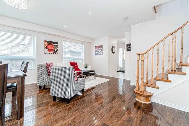 81 Sand Cherry Cres, House detached with 4 bedrooms, 4 bathrooms and 4 parking in Brampton ON | Image 3