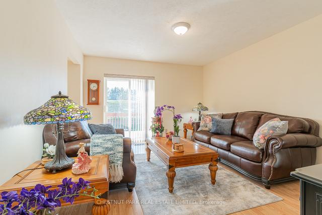 812 9th "A" Ave E, Townhouse with 3 bedrooms, 3 bathrooms and 4 parking in Owen Sound ON | Image 38