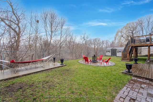 7 Atwood Pl, House detached with 3 bedrooms, 2 bathrooms and 5 parking in Toronto ON | Image 30