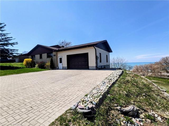 640 Huron Terrace, House detached with 3 bedrooms, 2 bathrooms and null parking in Kincardine ON | Image 1