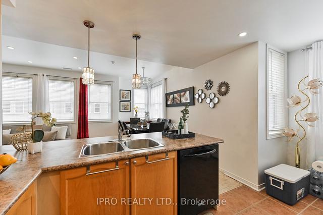 67 - 760 Lawrence Ave W, Townhouse with 3 bedrooms, 3 bathrooms and 2 parking in Toronto ON | Image 8