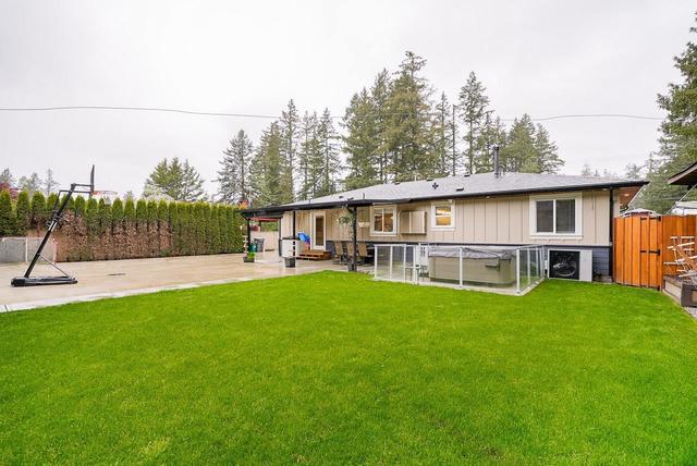 19904 36 Avenue, House detached with 3 bedrooms, 2 bathrooms and 6 parking in Langley BC | Image 28