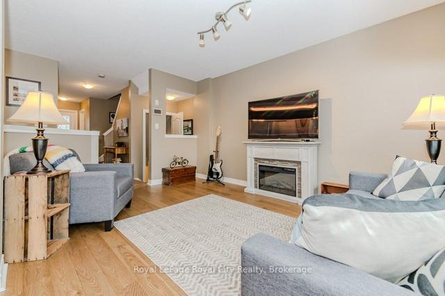 73 Fleming Rd, House attached with 3 bedrooms, 3 bathrooms and 3 parking in Guelph ON | Image 38
