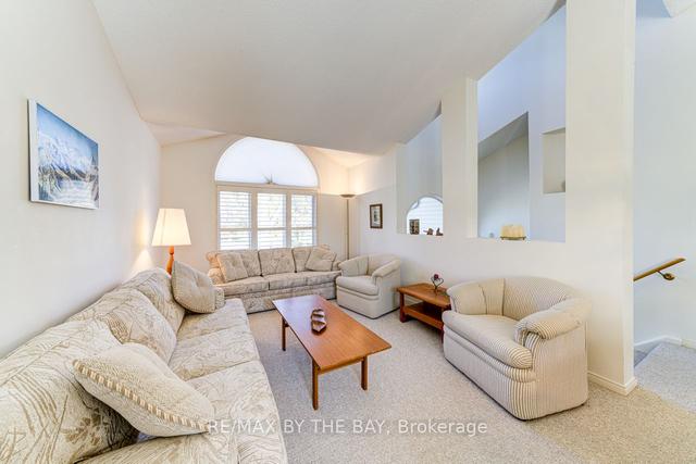 27 Barker Blvd, Condo with 3 bedrooms, 4 bathrooms and 4 parking in Collingwood ON | Image 37