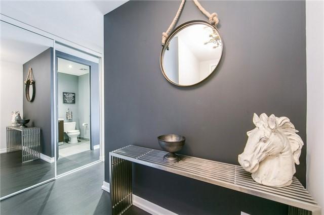 405 - 10 Morrison St, Condo with 2 bedrooms, 3 bathrooms and 1 parking in Toronto ON | Image 1