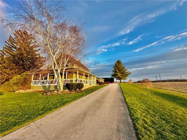 481 Concession 8, House detached with 4 bedrooms, 2 bathrooms and 10 parking in Brockton ON | Image 1