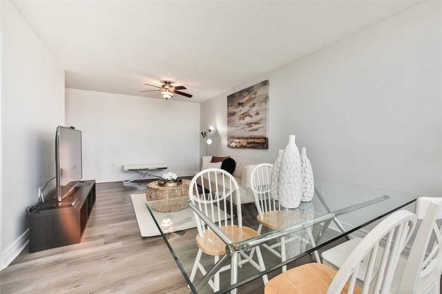 1401 - 21 Overlea Blvd, Condo with 1 bedrooms, 1 bathrooms and 1 parking in Toronto ON | Image 3