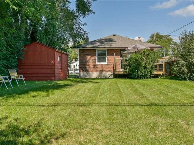 79 Shandon Dr, House detached with 3 bedrooms, 2 bathrooms and 3 parking in Toronto ON | Image 16