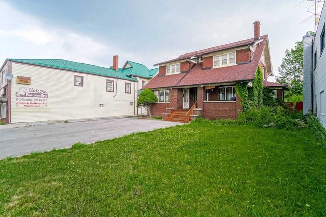 5134 Victoria Ave, House detached with 6 bedrooms, 2 bathrooms and 4 parking in Niagara Falls ON | Image 10