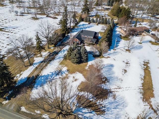 1121 2nd Concession Rd W, House detached with 4 bedrooms, 3 bathrooms and 8 parking in Hamilton ON | Image 31