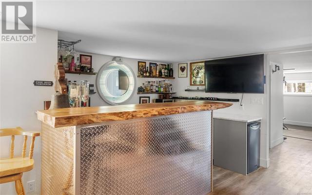 Downstairs - bar/kitchen | Image 27