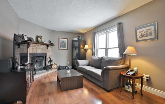 3428 Nutcracker Dr, House detached with 4 bedrooms, 3 bathrooms and 6 parking in Mississauga ON | Image 4