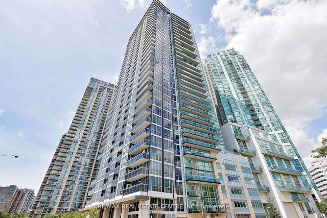 2401 - 223 Webb Dr, Condo with 1 bedrooms, 2 bathrooms and 1 parking in Mississauga ON | Image 1